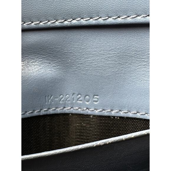 Salvatore Ferragamo Light Blue Embossed Leather Compact Bi-Fold Card Case Wallet - Picture 9 of 9